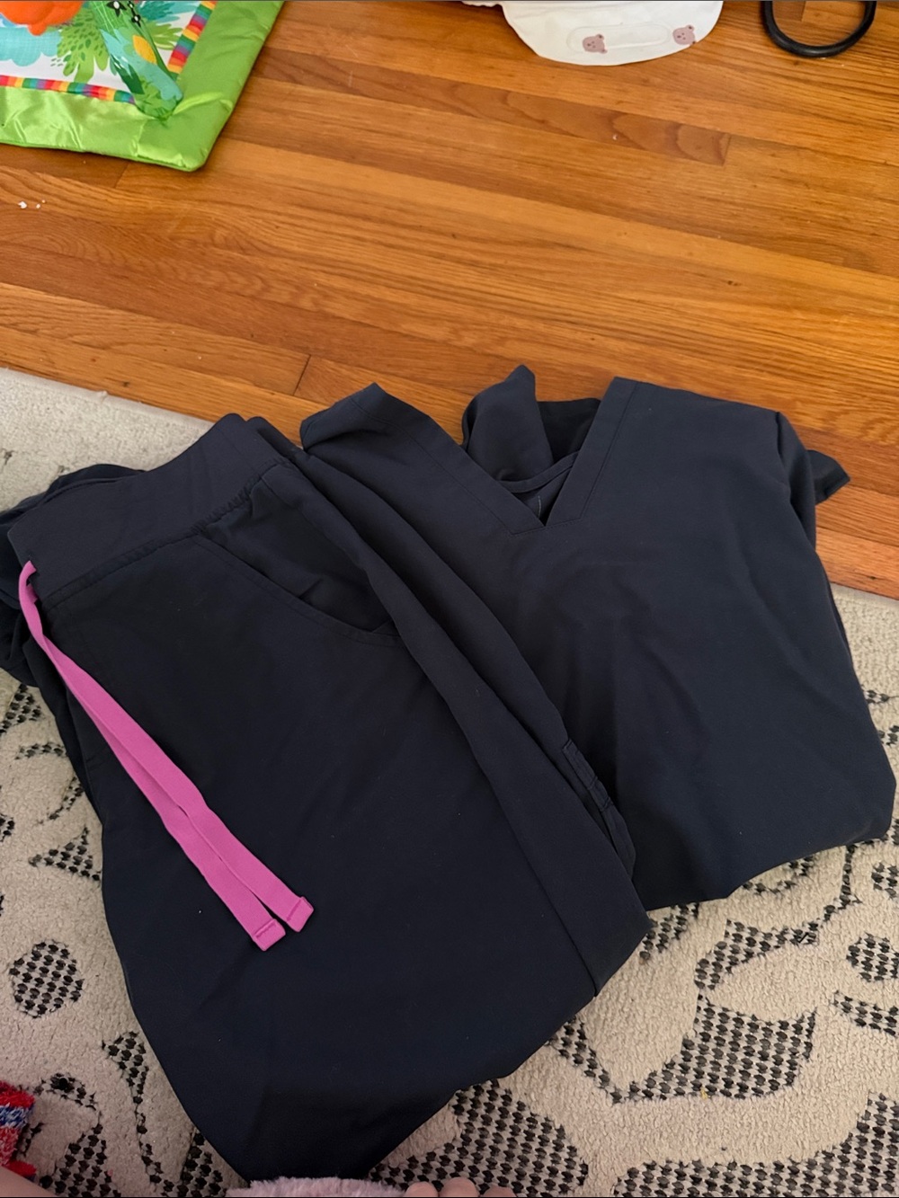 Women's figs with Pink Drawstring